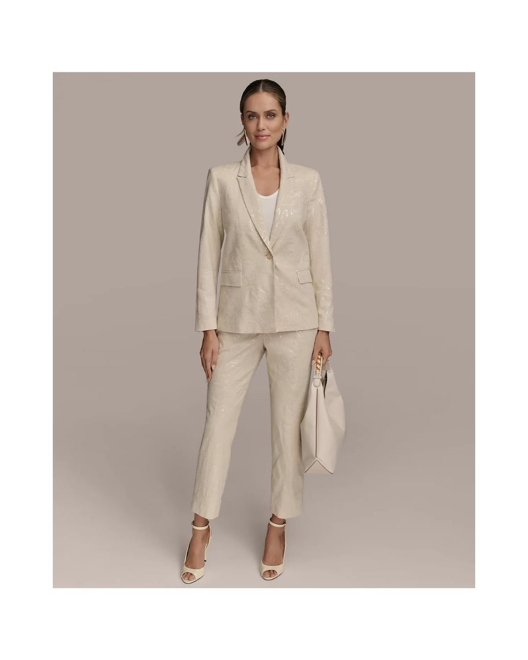 Ivory Luxe Textured Blazer – Subtle. Sophisticated. Statement.