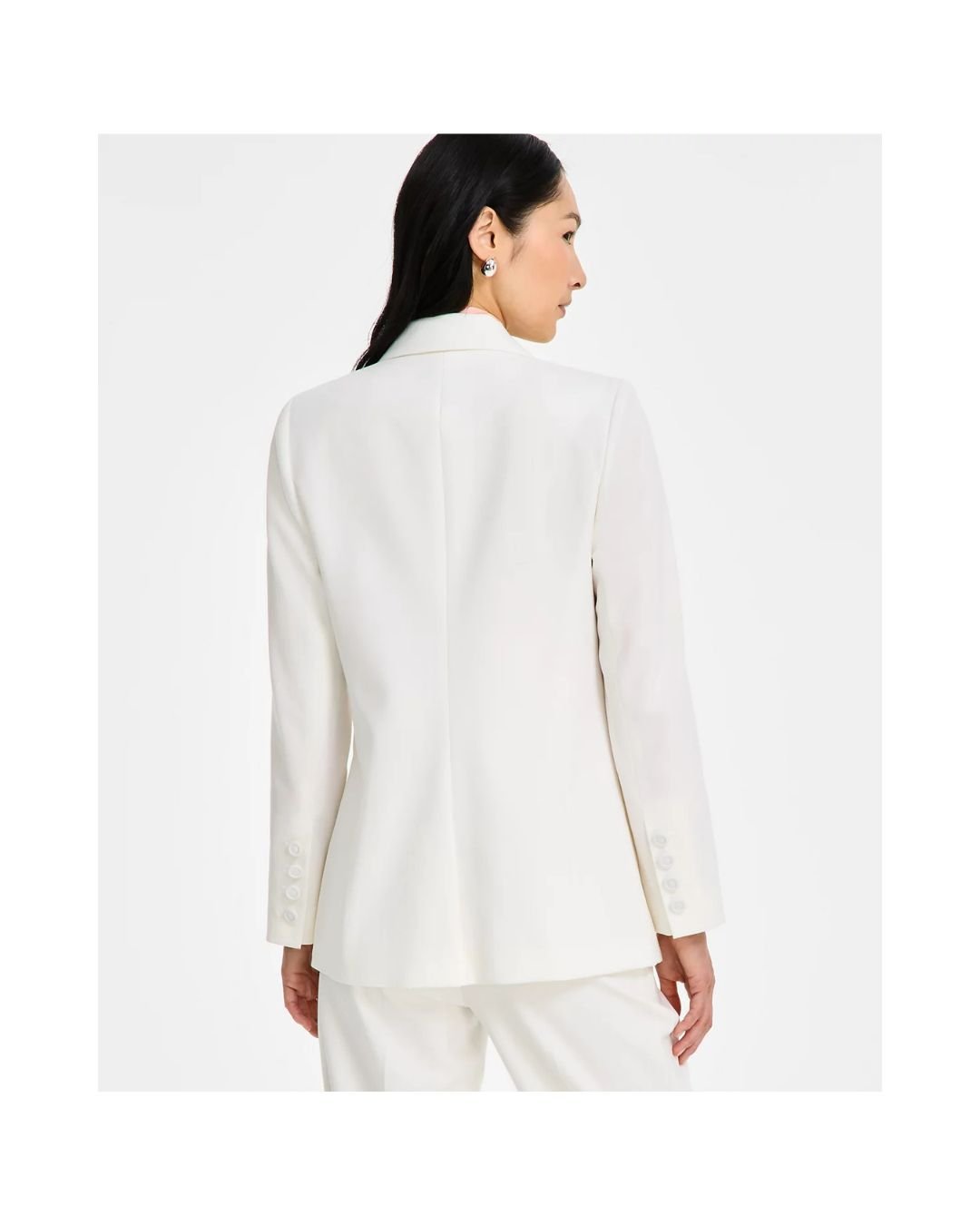 White Tailored Classic Blazer with Notch Lapel - Image 2
