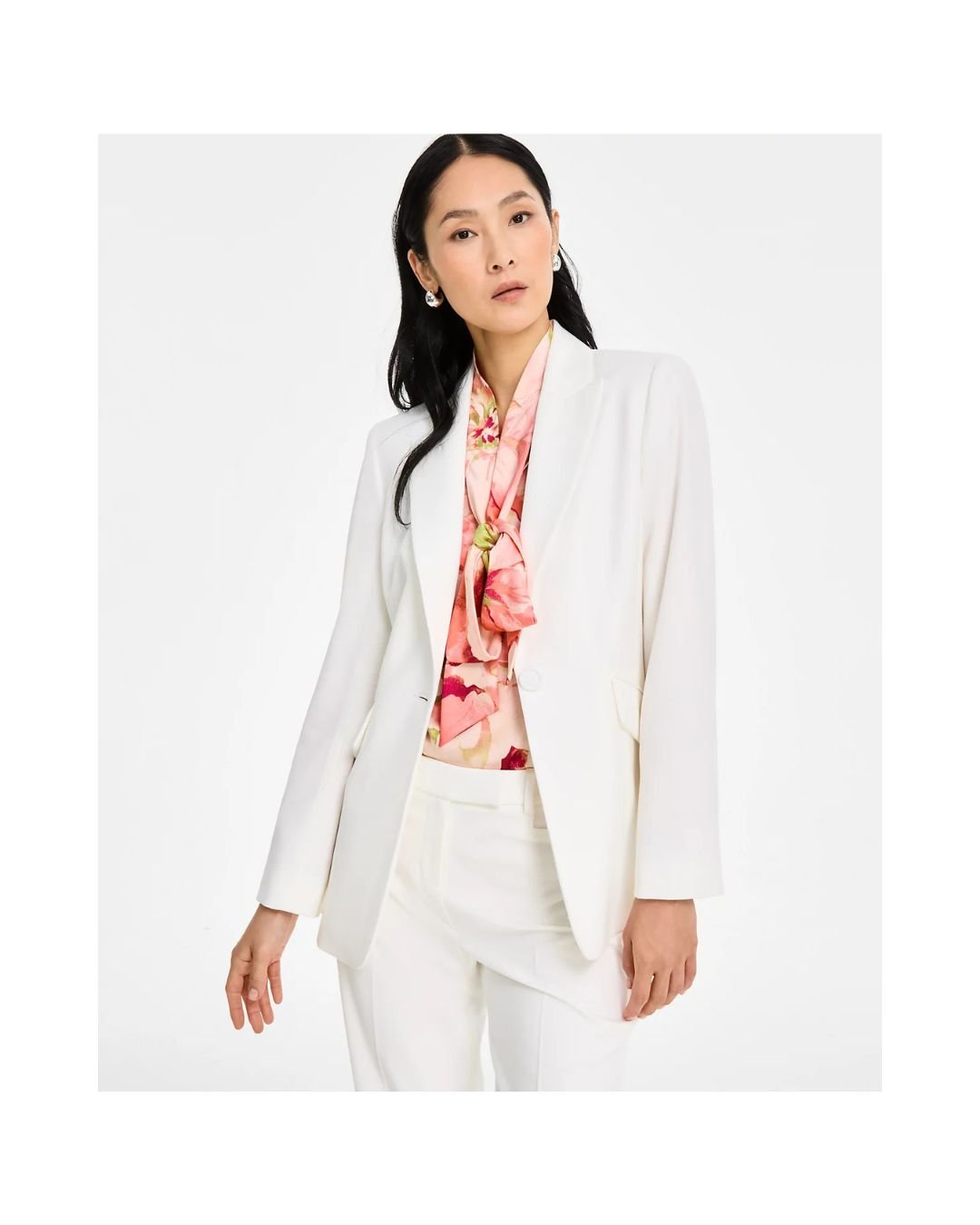 White Tailored Classic Blazer with Notch Lapel - Image 3