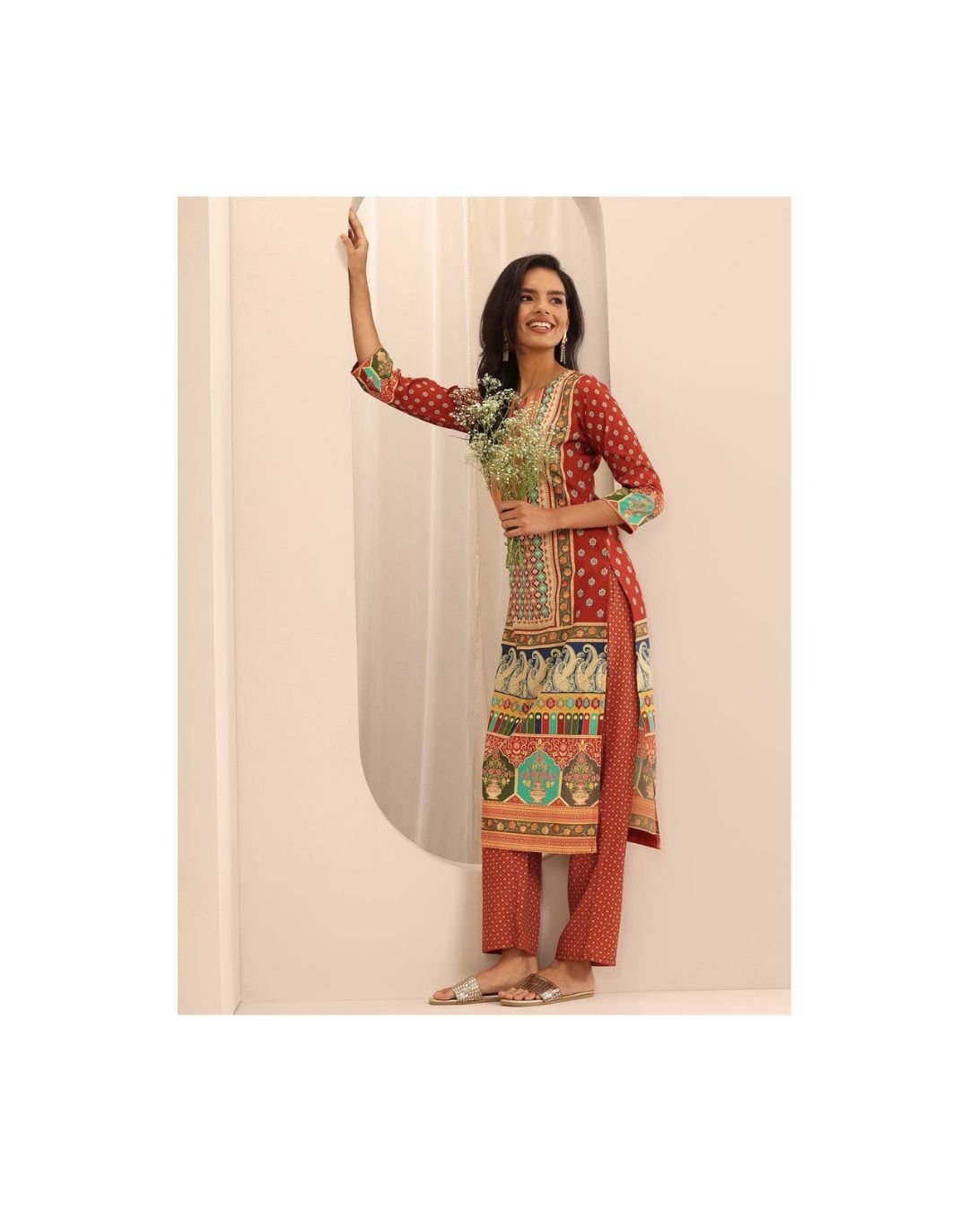 Rustic Royale Multi-Color Printed Kurta Set - Image 3
