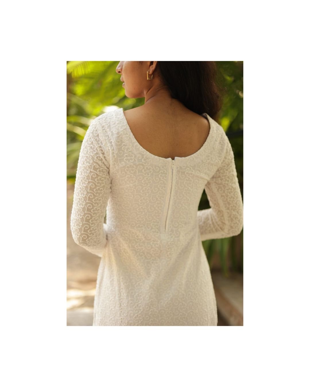 White Embroidered Cotton Straight-Cut Kurta with Ombre Dupatta – Elegant Ethnic Wear for Women - Image 3